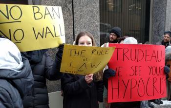 Blockading the US consulate in Montreal. 2017/01/30