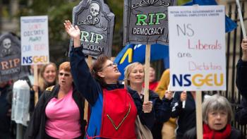 Nova Scotia offers insight to Canadian left for 2015